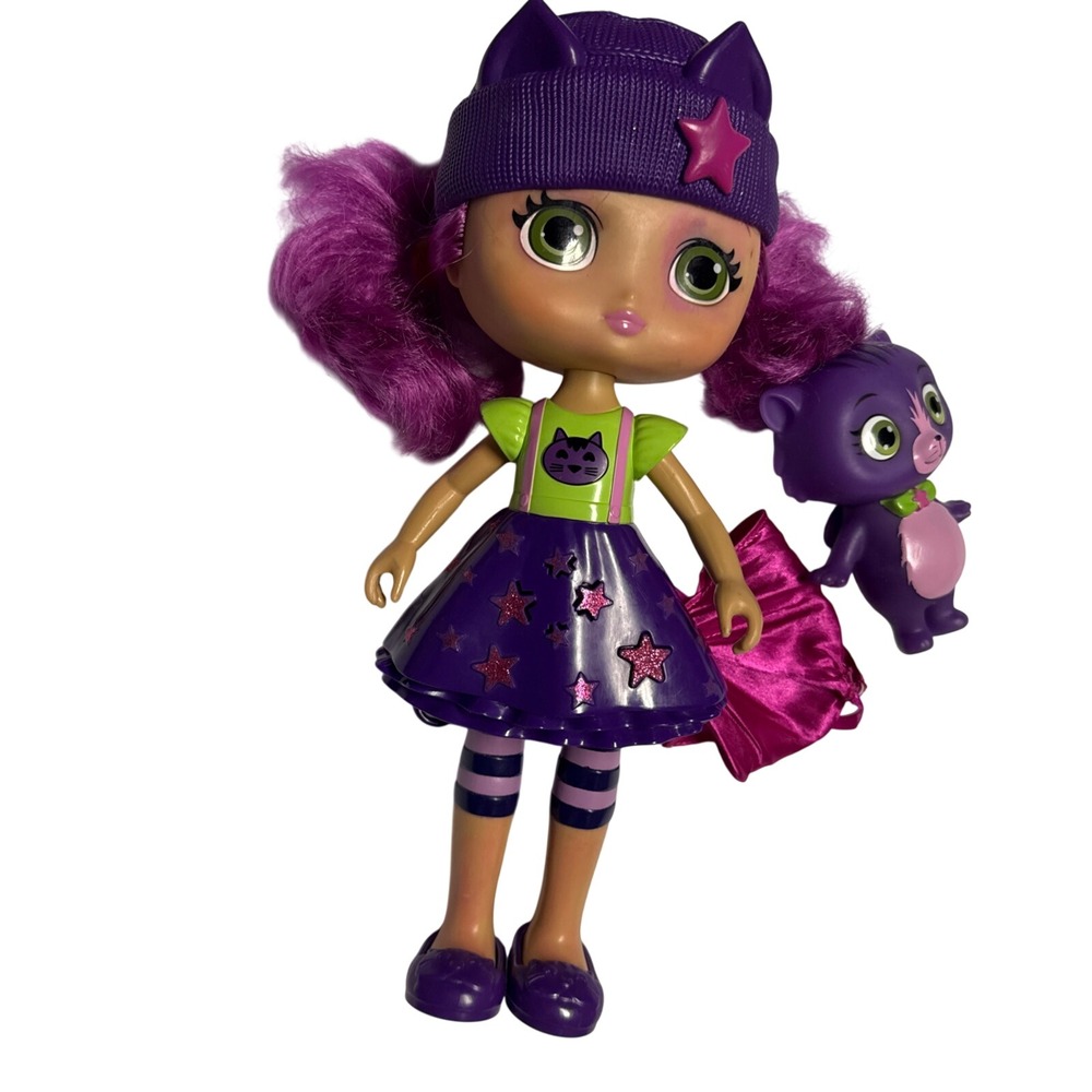 11" Little Charmers Hazel Magic Talking Doll w/ disappearing Cape Purple Cat Toy